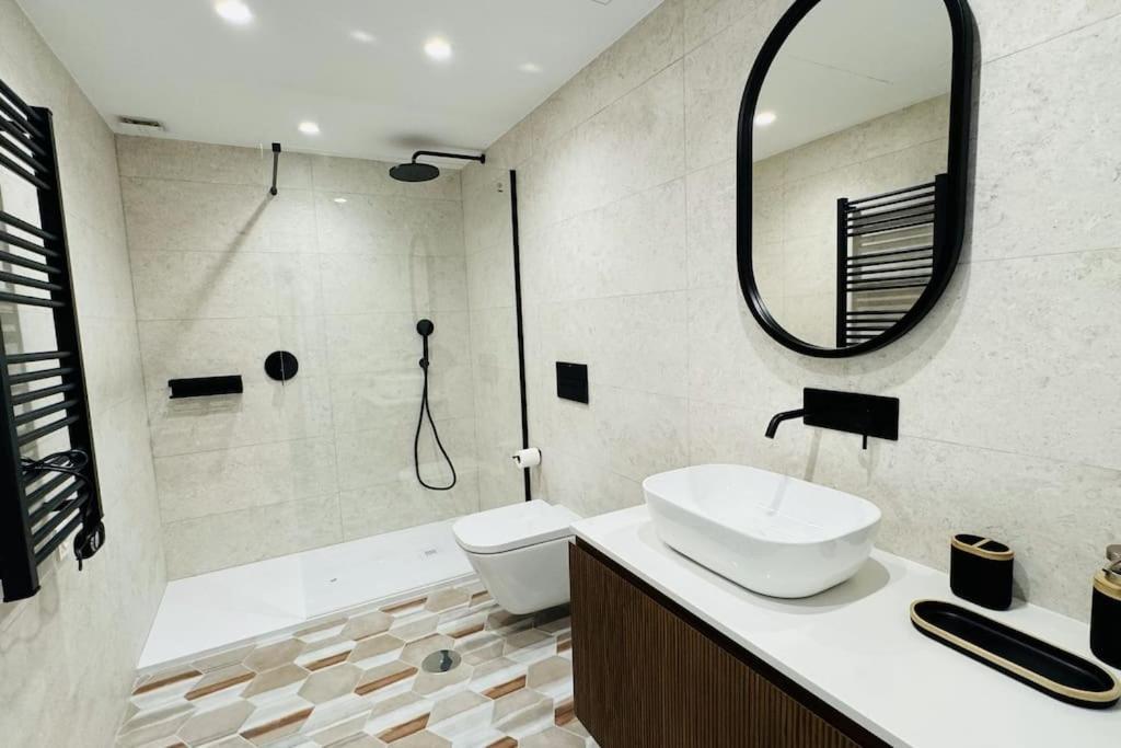 Room City Estepona Poseidon -Sea Views- ภายนอก รูปภาพ